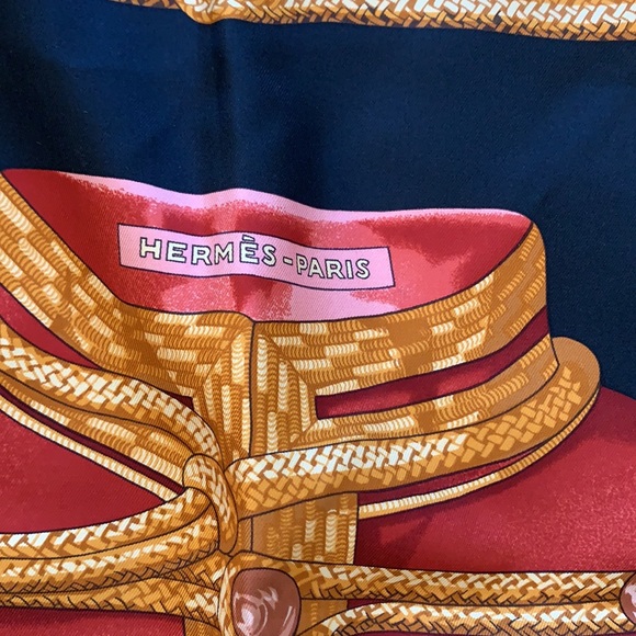 Hermès “Brandebourgs” scarf - Picture 3 of 9